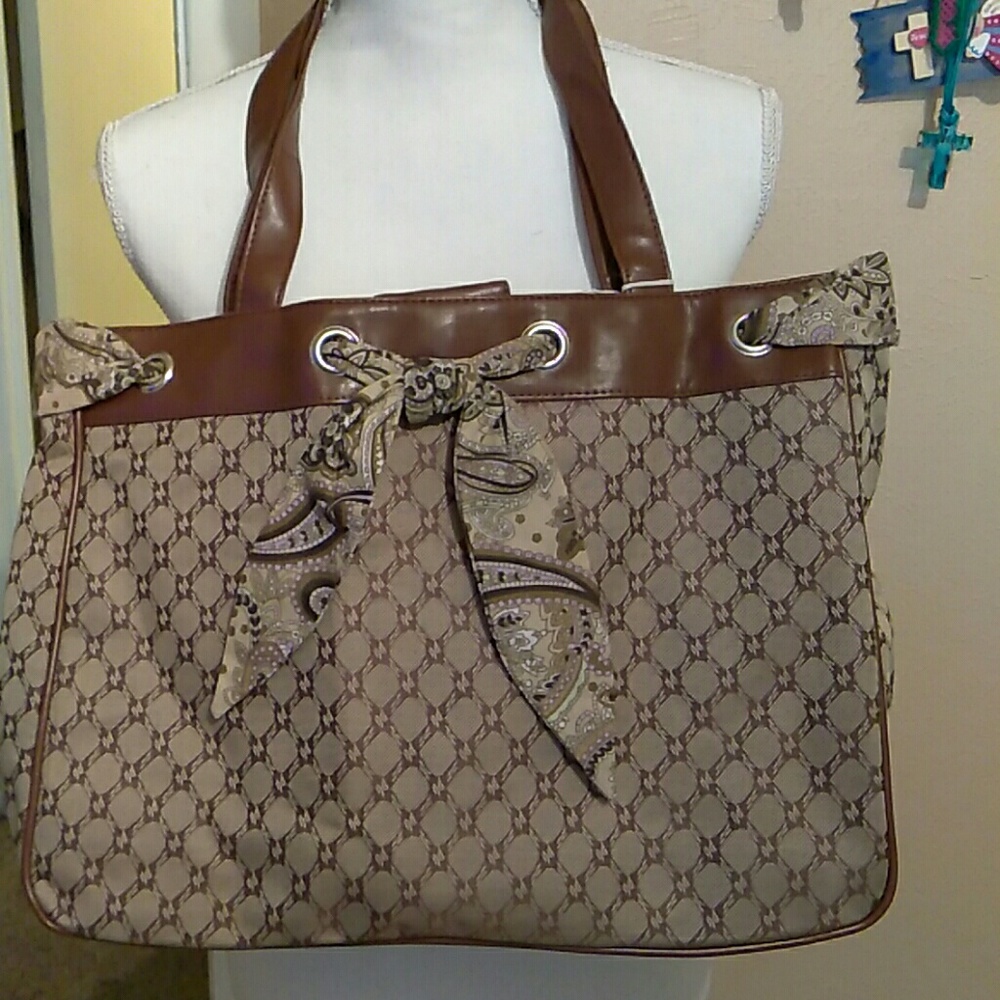 ⭐NWOT Chadwick's purse
